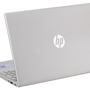 Màn hình Full HD của laptop HP Pavilion 15 eg3094tu i5 8c5l5pa hiển thị Windows 11 sắc nét
