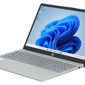 Laptop HP 15-fc0023AU 8D0B1PA màu bạc sang trọng trang bị chip AMD Ryzen 5 7520U